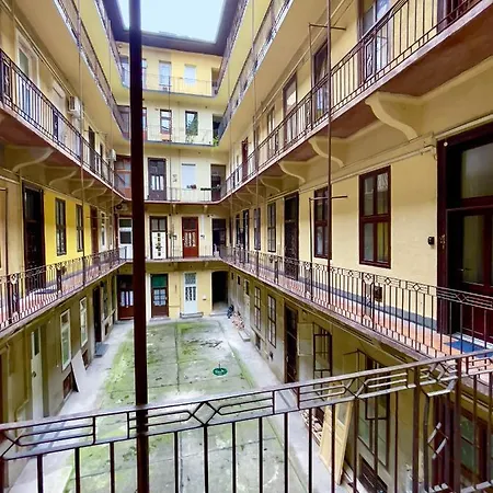 La Stella Di Budapest